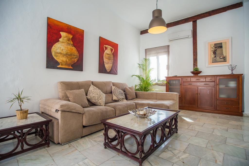 Apartamentos Catedral مالقة المظهر الخارجي الصورة