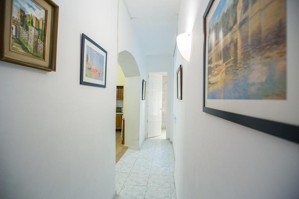 Apartamentos Catedral مالقة المظهر الخارجي الصورة