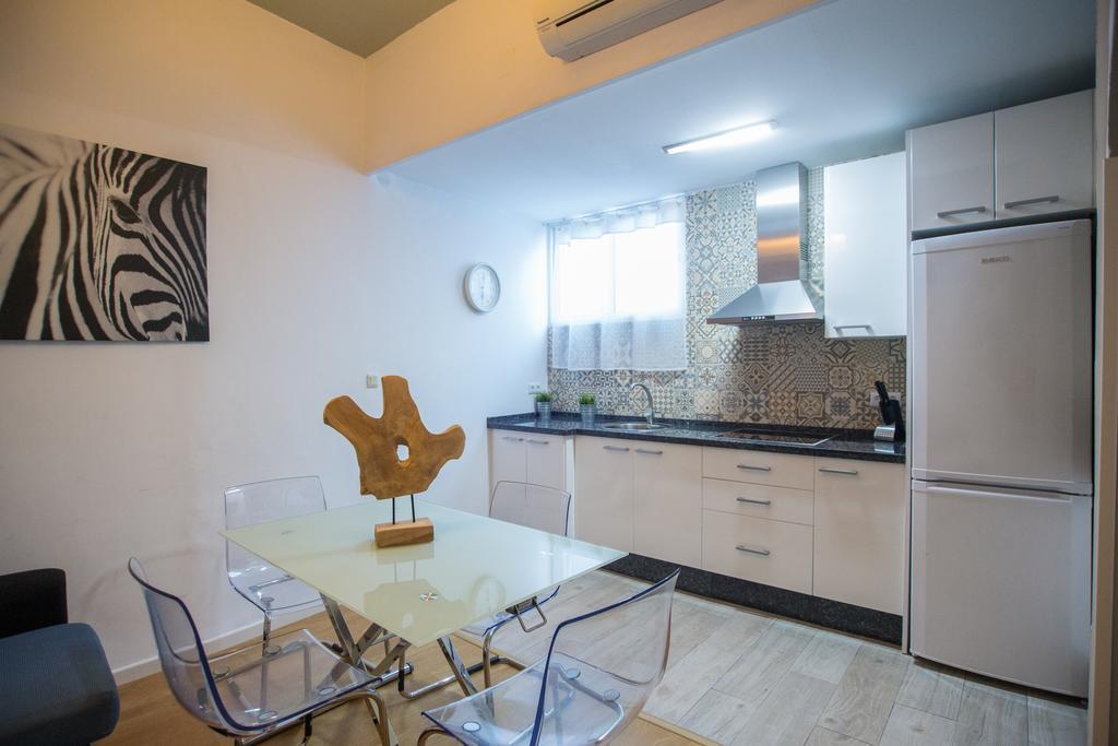 Apartamentos Catedral مالقة المظهر الخارجي الصورة
