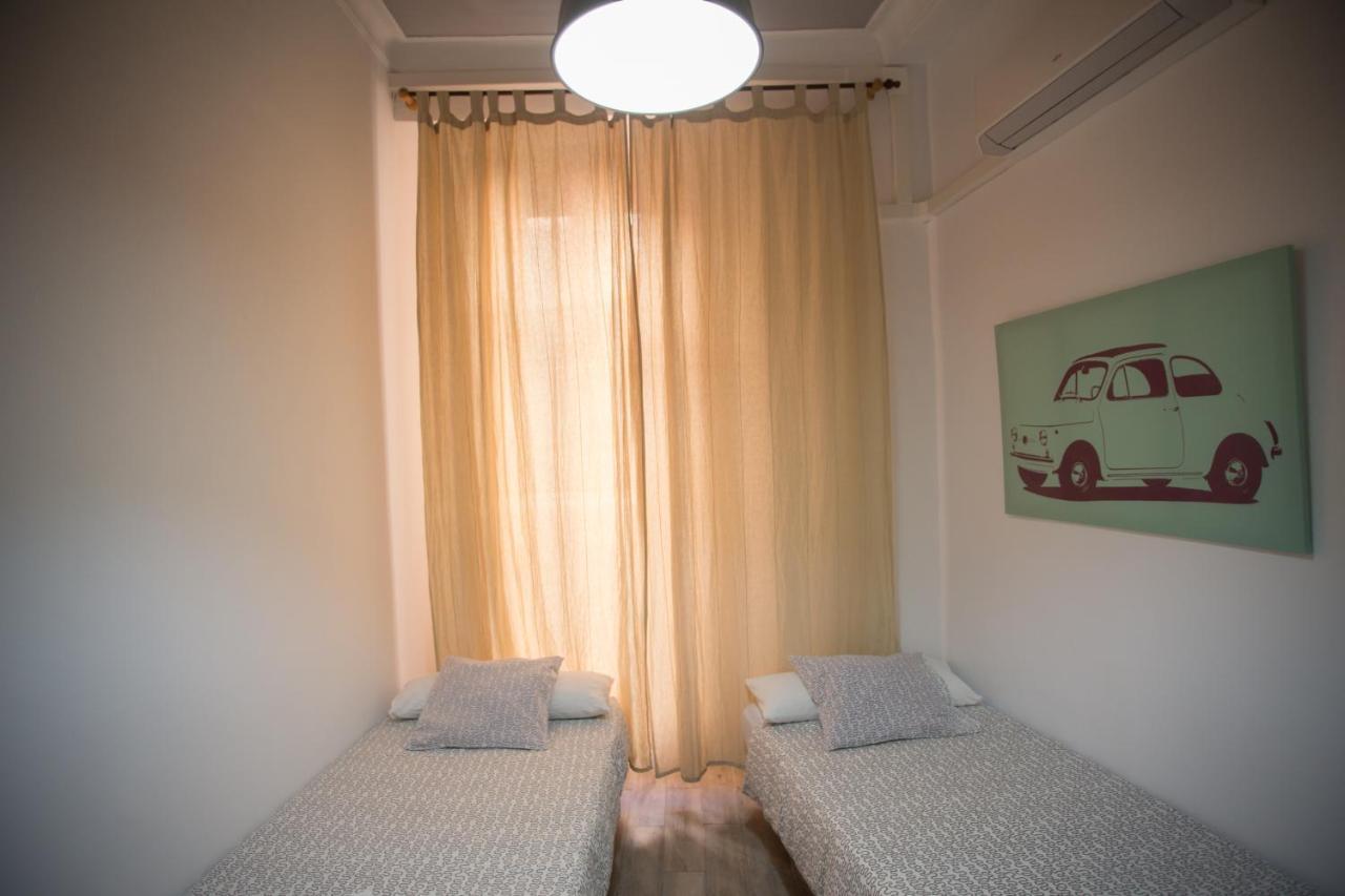 Apartamentos Catedral مالقة المظهر الخارجي الصورة