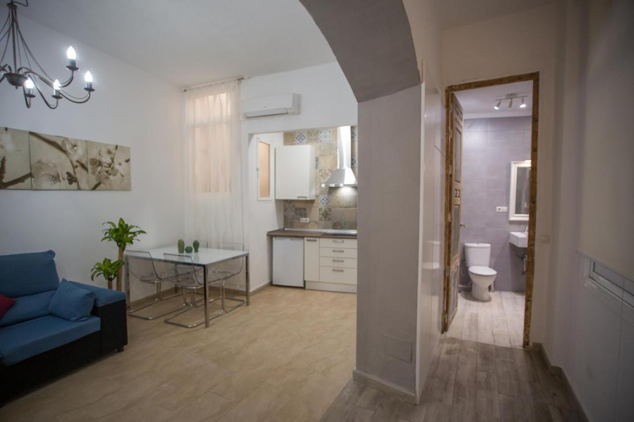 Apartamentos Catedral مالقة المظهر الخارجي الصورة