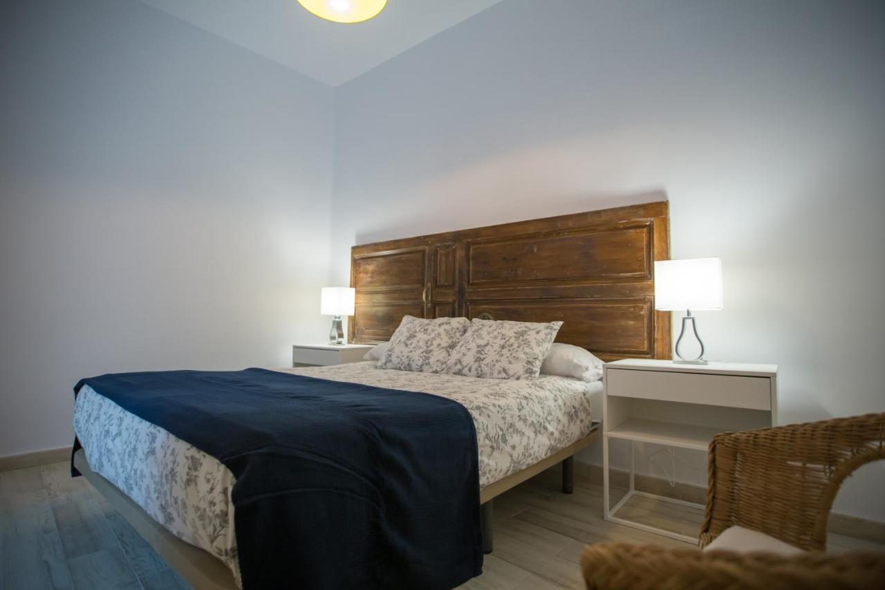 Apartamentos Catedral مالقة المظهر الخارجي الصورة